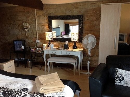 Ravencar Farm B&B Mosborough Exterior photo