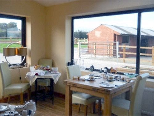 Ravencar Farm B&B Mosborough Exterior photo