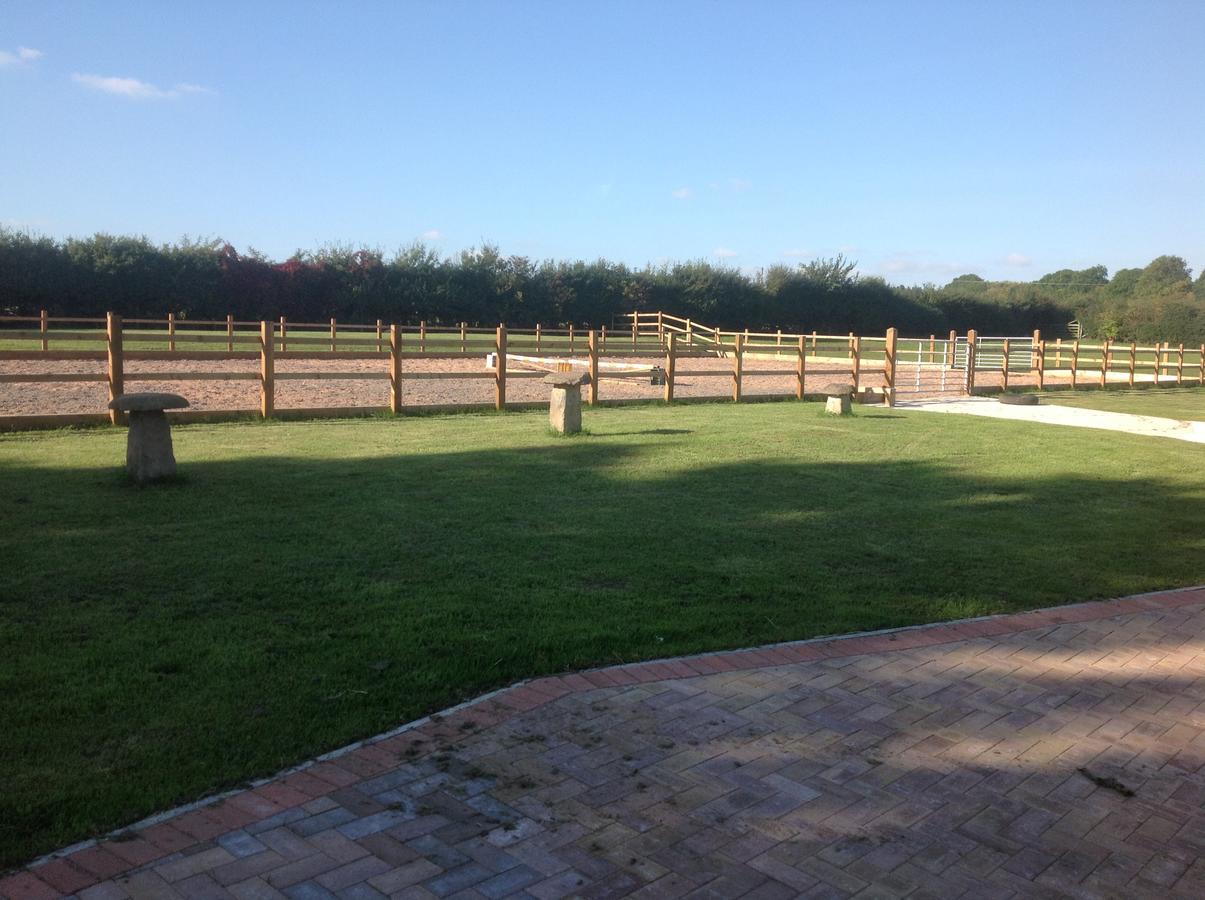 Ravencar Farm B&B Mosborough Exterior photo
